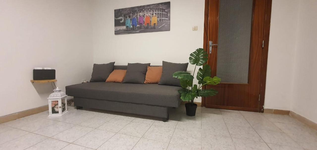 Chafbius Saint Remy Vila Cagliari Exterior foto